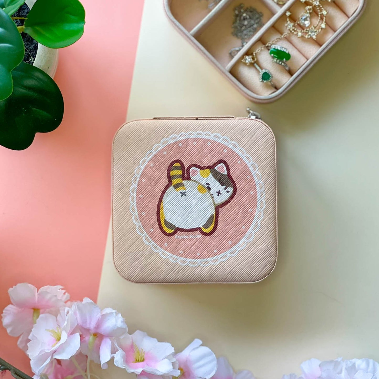 Goyobo's Travel Jewelry Box