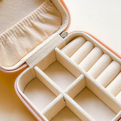 Goyobo's Travel Jewelry Box